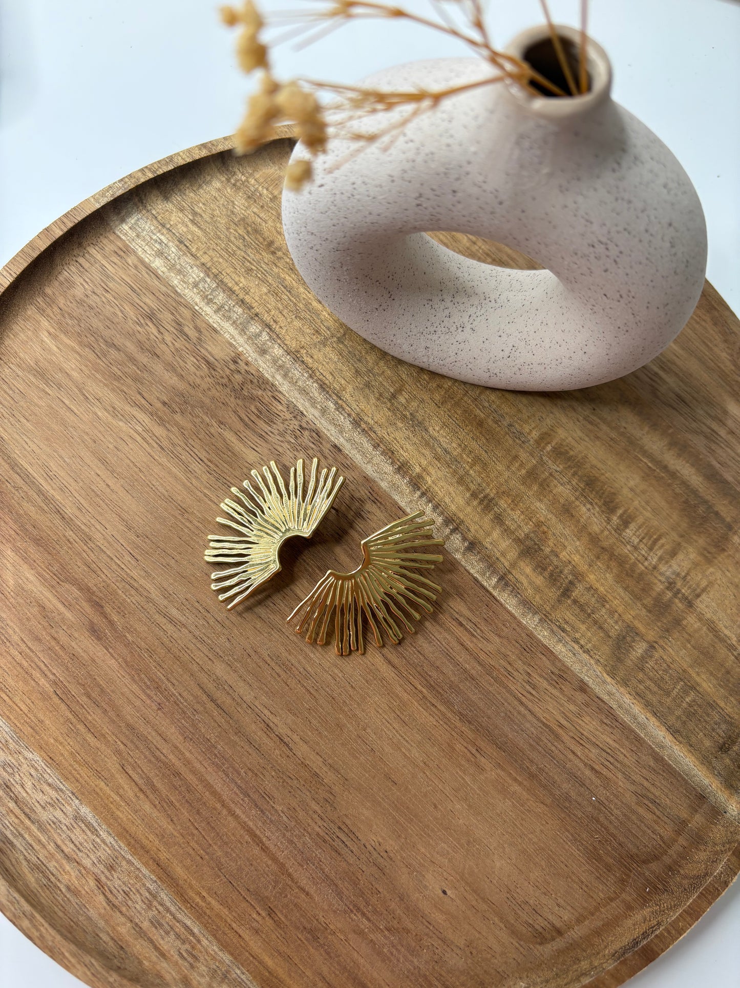 Boucle d’oreille demi soleil